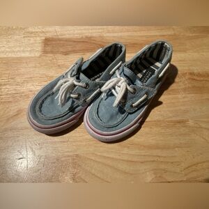 4/$25 Sperry Top Sider kids slip on shoe in size 7M. See pics for deets
